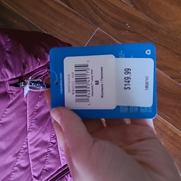 NWT Omni-heat vest - Picture 3 of 4